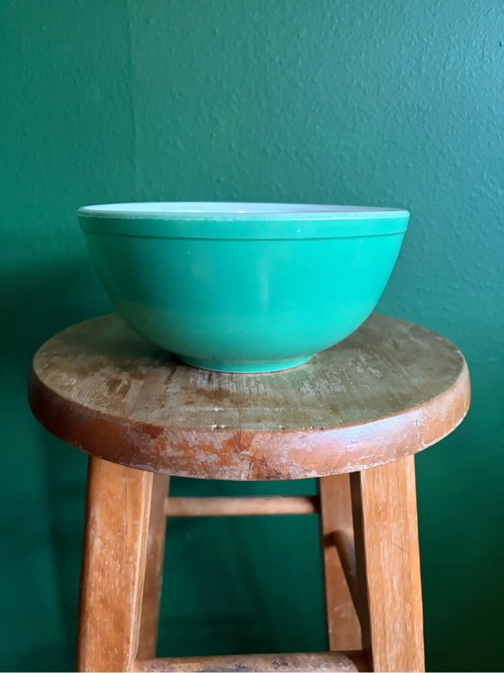 Vintage Pyrex 403 Nesting Bowl in Primary Green